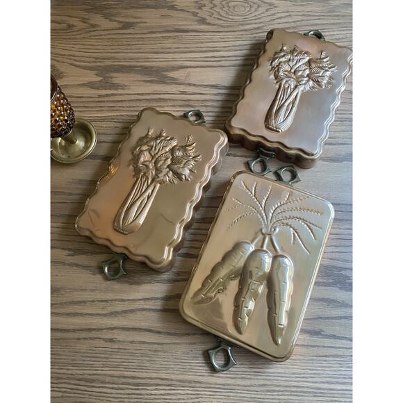 Vintage Copper Tin Lined Mold Celery And Carrots 10" x 7" Brass Handles Set 3 - Picture 1 of 7